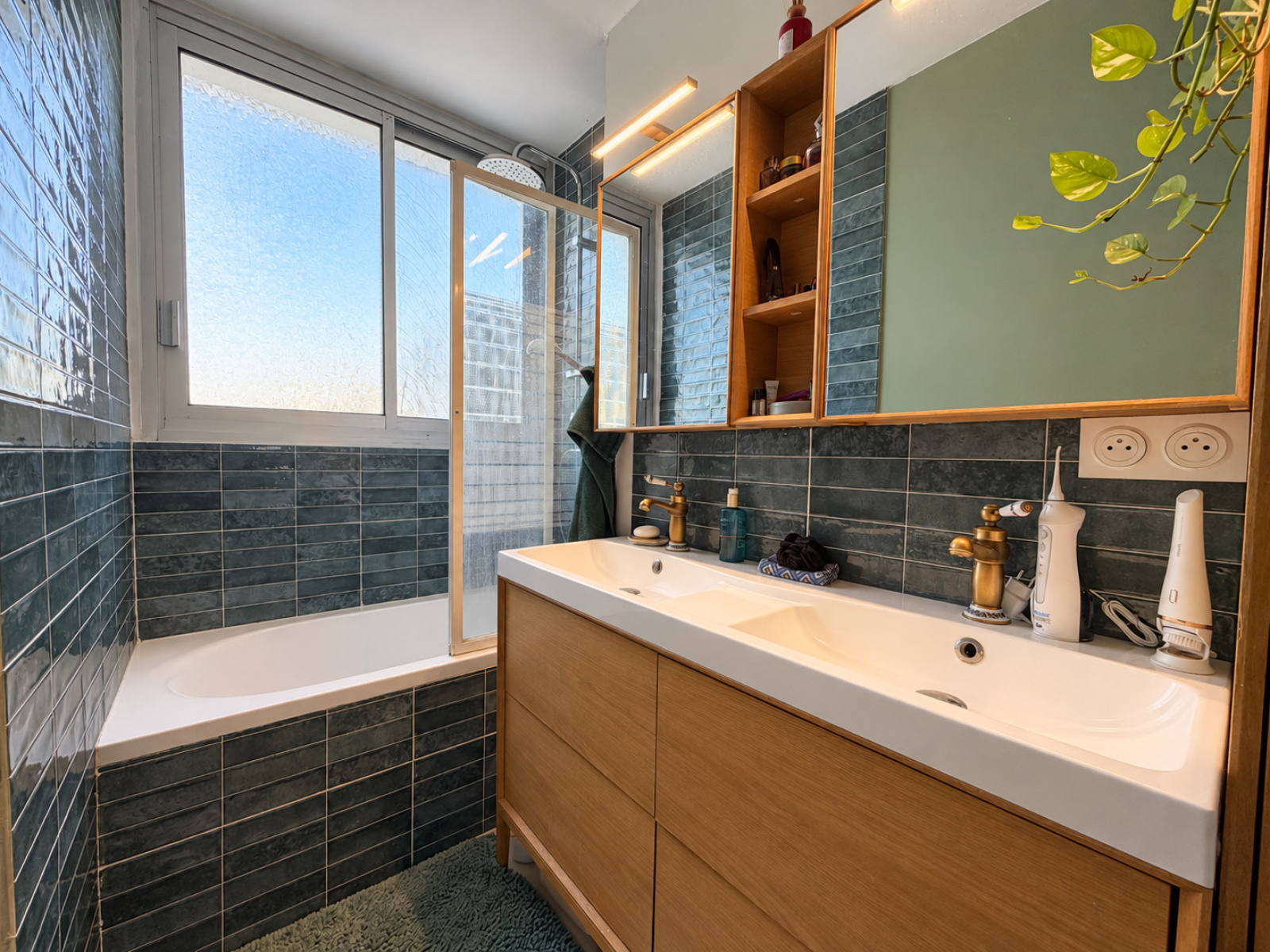 Appartement 5 pièces 92 m² · à Villeneuve-Loubet · 92 m² · 359 000 €